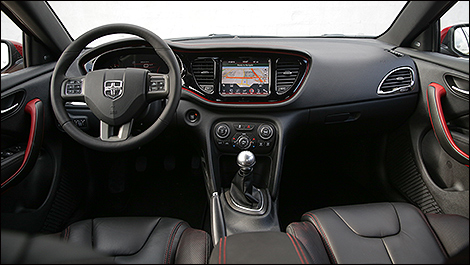 dodge_dart_gt_2014_i4.jpg