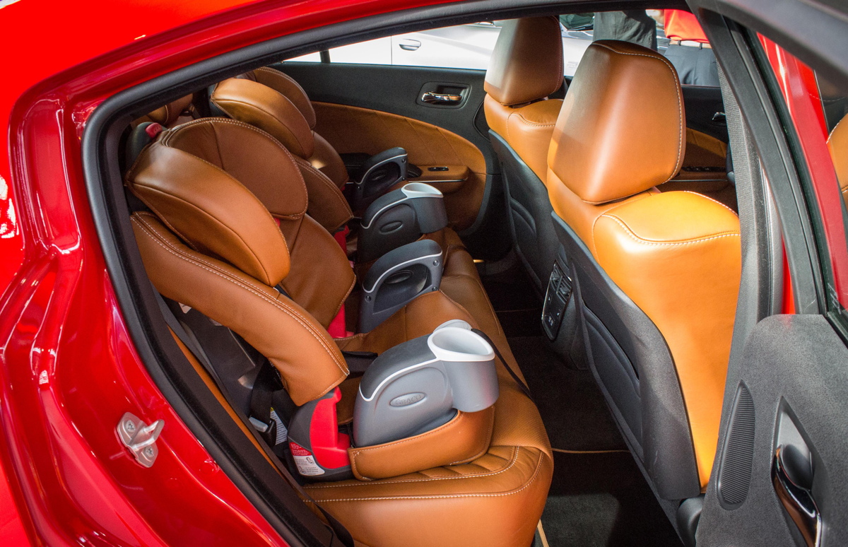 hellcat_dodge_charger_custom_graco.jpg