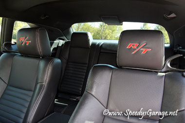 challenger_headrests_02.jpg