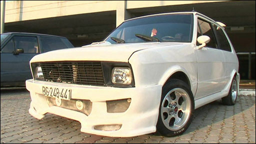 _45219847_yugo512.jpg